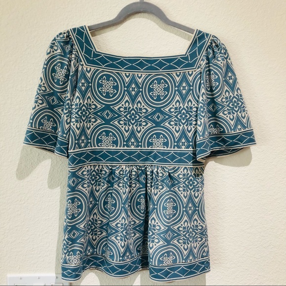 BCBG MaxAzria Knit Top Matte Jersey Small - Picture 9 of 9